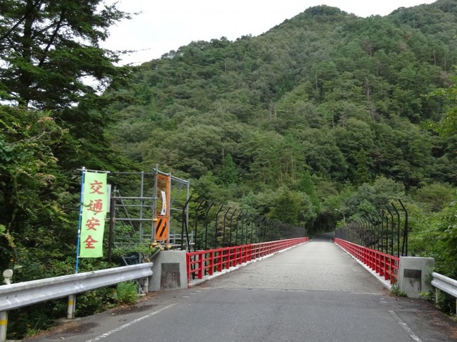 島根県側の駐車場のあたり