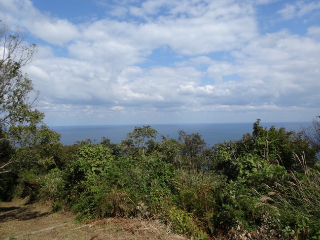 晴れて条件が整えば隠岐の島も見えるはず