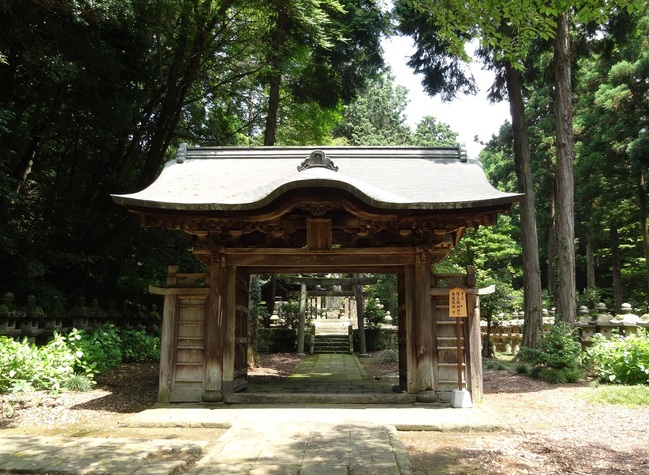 松平綱近公の廟所（月照寺）