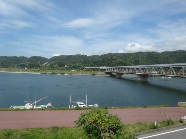 江津市 川が広くなった