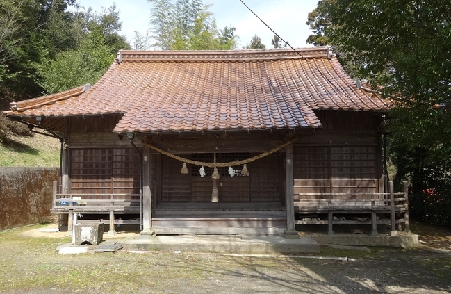 三角神社