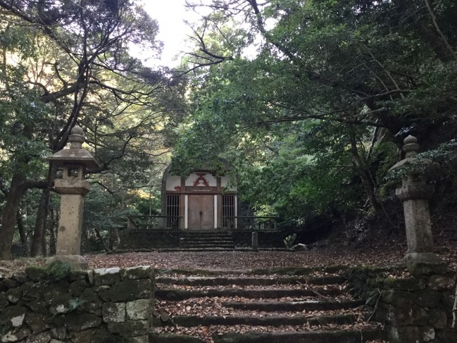 白い建物あり（中間地点）