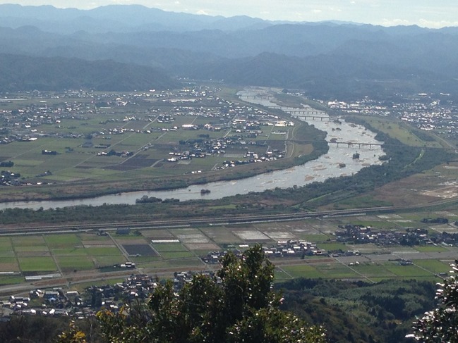 最後は出雲市を流れ、宍道湖へと注ぐ斐伊川