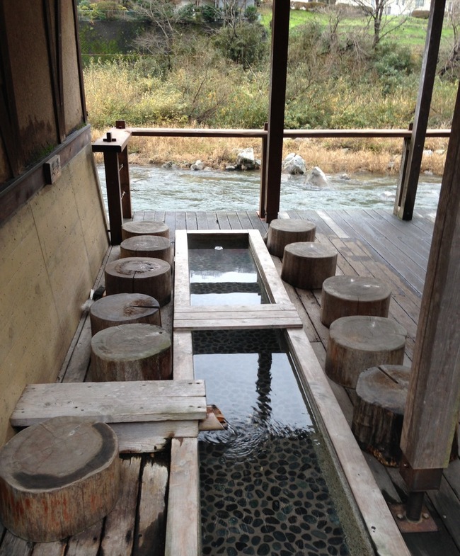 出雲湯村温泉足湯