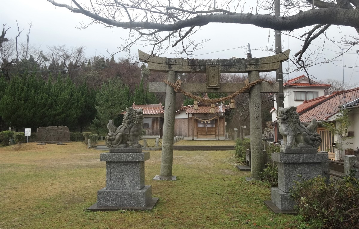 都野津柿本神社