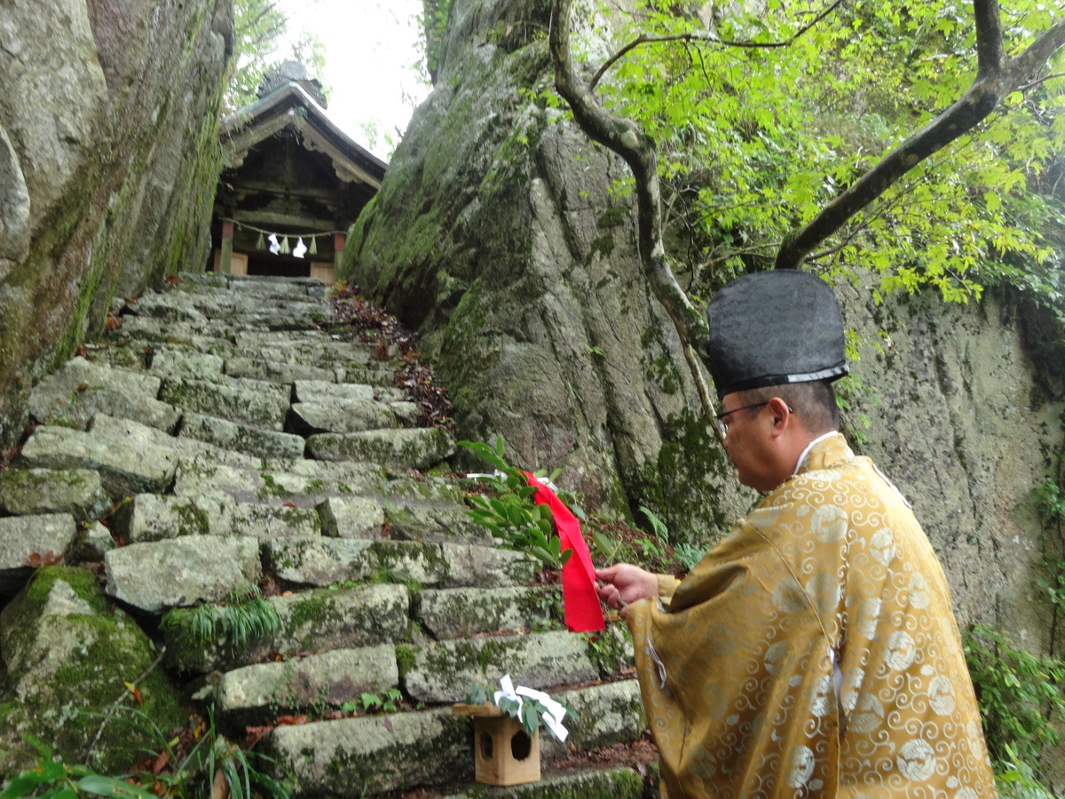 神迎え神事