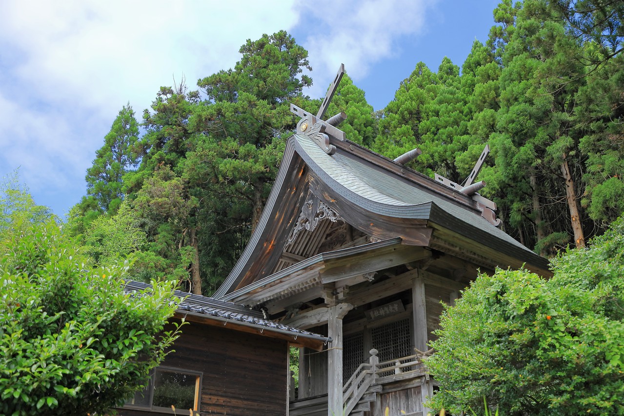 宇受賀命神社・本殿