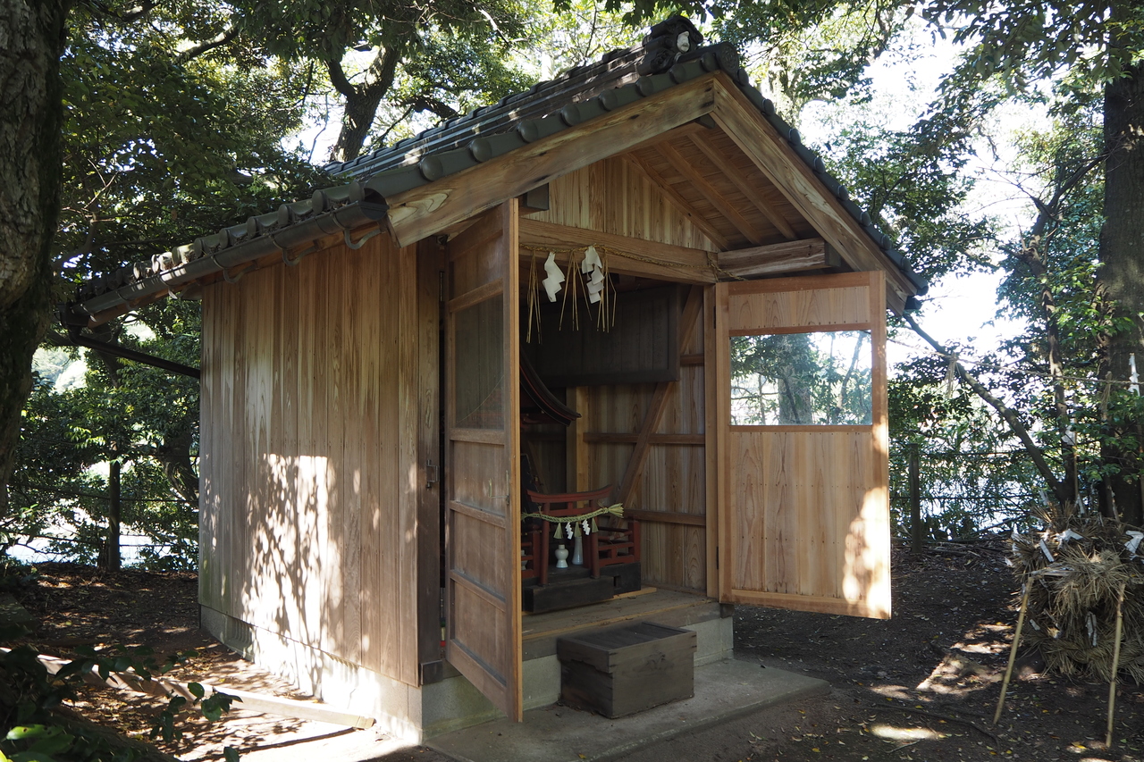 歳徳神の小屋