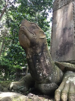 月照寺の寿蔵碑